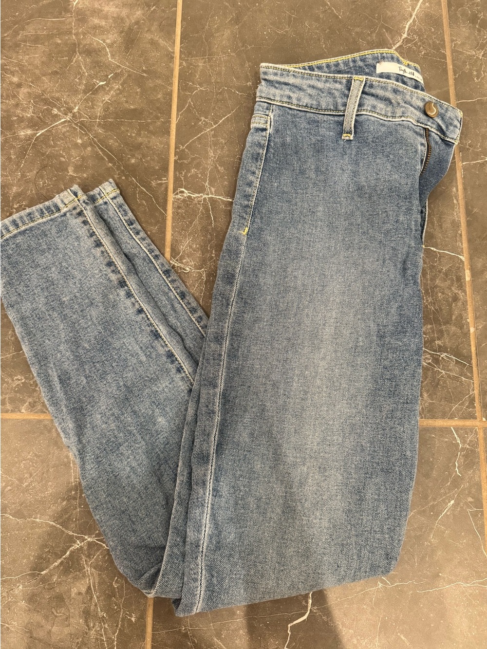 Taylor hill by Joe's Jeans Light Blue Denim high rise skinny jeans - size 25